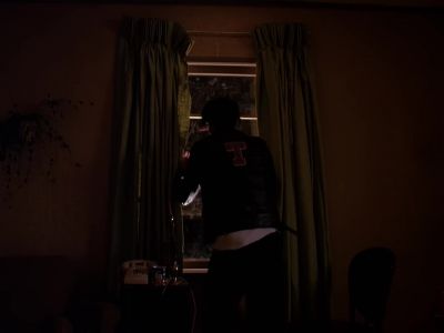 Jacques, it's Harry Truman.
Open the door. - Twin Peaks
