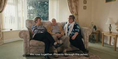 JACQUI: We survived.
JULIE: We did. - Welcome to Wrexham