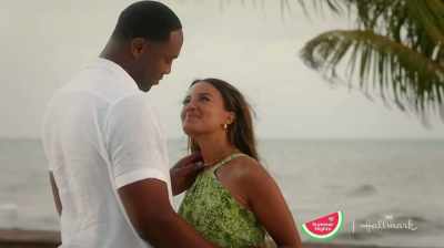 (jade chuckles) - Caribbean Summer