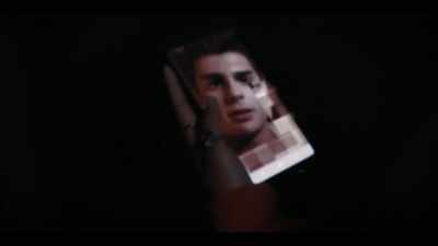 Jade, I'm... I'm cutting off.
Jade, can you hear me? - Resident Evil
