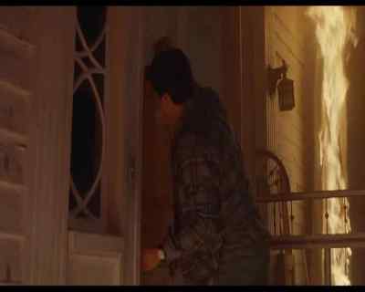 Jade! Jade, the door! - Endless Love