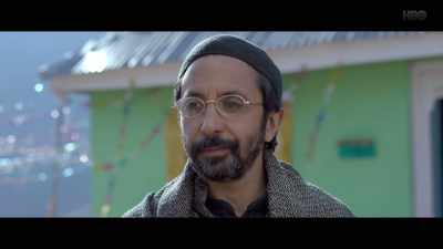 Jak łyse konie, razem studiowali. - No Fathers in Kashmir