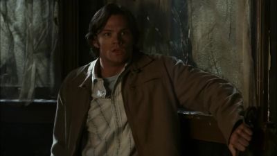 Jake. Behind you. - Supernatural