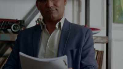 (Jake) 'So I know you
connect to the material.' - Famous in Love
