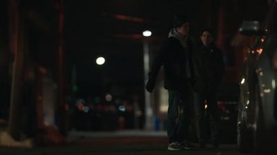 - Jake...you okay? - FBI: Most Wanted