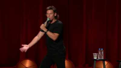 Jako by ďábel nadhazoval, - Theo Von: Regular People