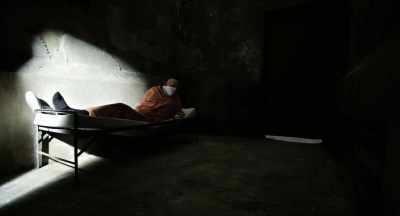 James, make a note.
Prisoner Thomas in 56 refuses to eat. - Brawl in Cell Block 99