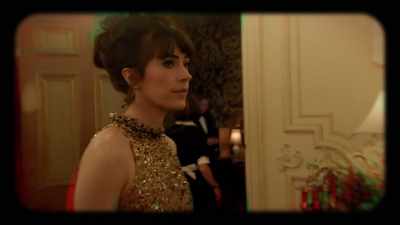 JAMES: The bullet direction - Ms Fisher's Modern Murder Mysteries