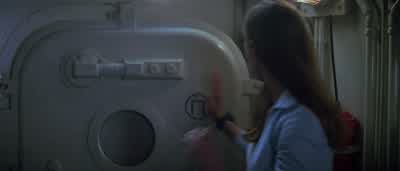 James! Thought I'd forgotten you, eh? - The World Is Not Enough