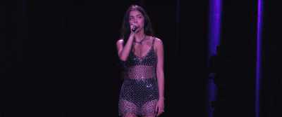 - [James] Yeah, he seems
to be a good prospect - Olivia Rodrigo: GUTS World Tour