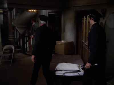 Jameson, check the basement.
Cover the third floor. - Mission: Impossible