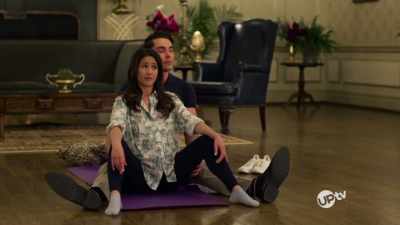 [Jan] And exhale slowly
through your mouth. - Christmas with a Prince: The Royal Baby