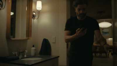 (JANE TALKING INDISTINCTLY) - Scenes from a Marriage