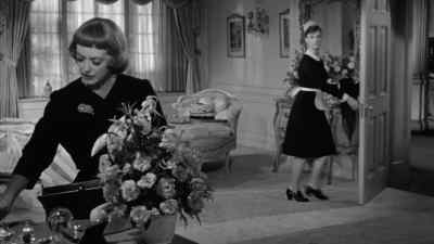 Janet, I need some ashtrays. - Dead Ringer