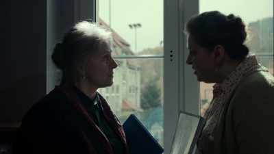 Janina!
- Please, don't call me by that name. - Spoor