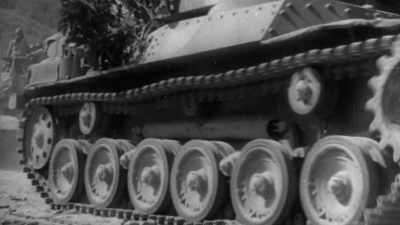 Japanese film shows
their overwhelming advantage. - The Pacific War in Color