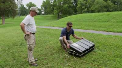 Jarrod has another tech tool
we can use to probe for new clues. - Secrets of the Underground