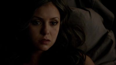 Jaryakat a zem.
Daryeet acza. - The Vampire Diaries