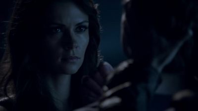 Jaryakat a zem.
Daryeet acza. - The Vampire Diaries