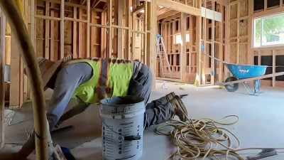 [Jasmine] I'm being very
careful with their budget - Help! I Wrecked My House