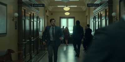 -Jason!
-Eric Knight? You are under arrest. - Accused