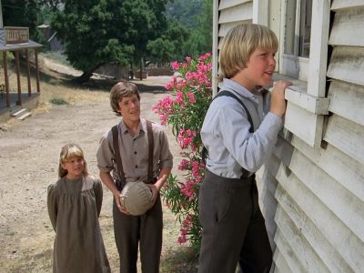 Jason what are you looking at - Little House: Look Back to Yesterday