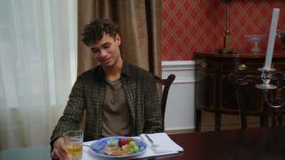 JASON: YEAH, BUT...
DON'T BE LIKE MY PARENTS. - Tyler Perry's The Oval