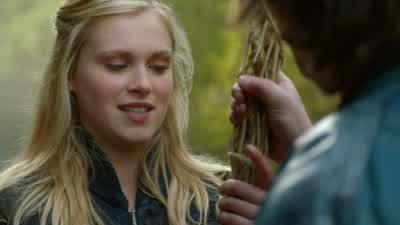 Jasper: Come on, Clarke. - The 100