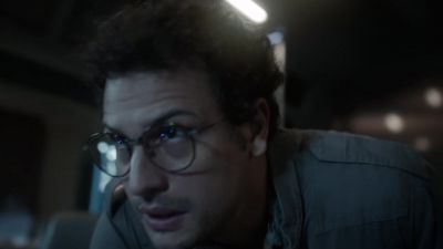 - Javi, it's done.
We made the turn. - Snowpiercer