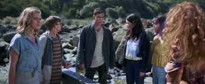 Javier's hunt for his long lost
father, leading here? - The Legend of The Five