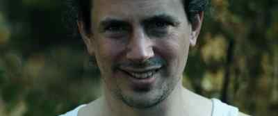 - (Jaw snaps)
- (Mom giggles) - Do Not Open