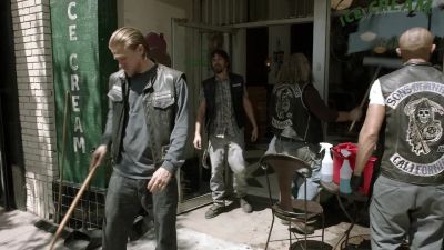 Jax, I think we're close. - Sons of Anarchy