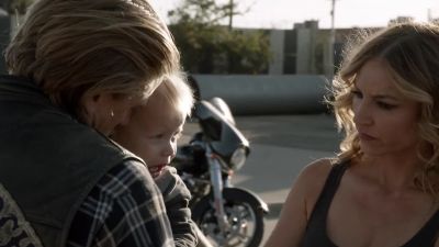 JAX [VOICE BREAKING]:
Hey. - Sons of Anarchy
