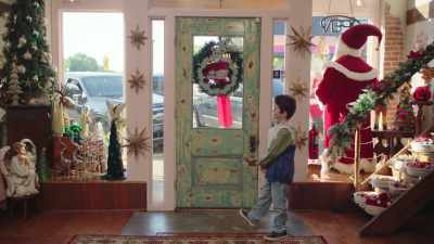 Jaxon. You shouldn't
have done that. - Adult Swim Yule Log 2: Branchin' Out