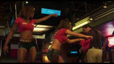 Jay, you gotta put this on!
Oh my god! - Support the Girls