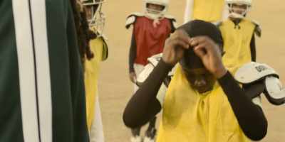 JAYCEN: (BLOWS WHISTLE)
Take the helmet off, - The Underdoggs