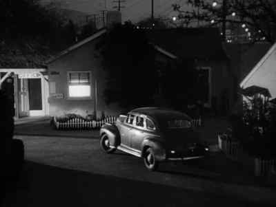 [JAZZ MUSIC PLAYING OVER RADIO] - Armored Car Robbery