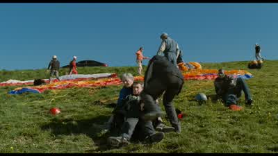 - Je dois vous dire,.....vous êtes un grand malade. - The Intouchables