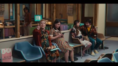 Jean Milburn. - Sex Education