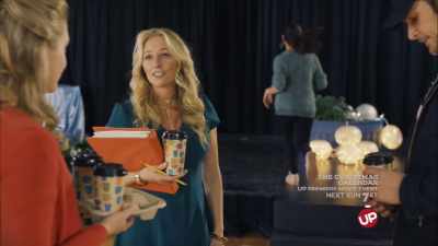 Jeannette, there's the stage, - A Very Country Christmas