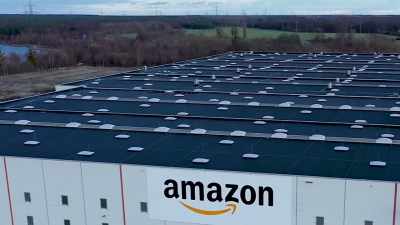 Jeff Bezos is brilliant,
but controversial. - Tech Billionaires: Jeff Bezos