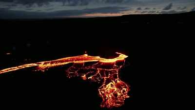 [jeff]  last time that
 the lava flow came down, - Deadliest Catch: Bloodline
