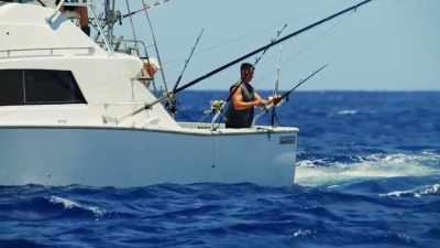 [jeff]  shane's pulling
 his weight so far. - Deadliest Catch: Bloodline