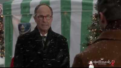 Jeffrey, I know a man in love
when I see it. - Mingle All the Way