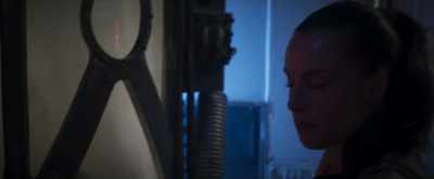 Jen, you all right?
Yeah, I'’m... I'm fine. - Battle for Pandora