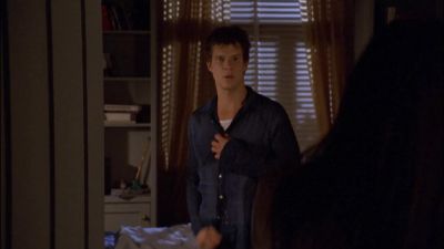 JEN, I WAS IN THE MIDDLE - The L Word