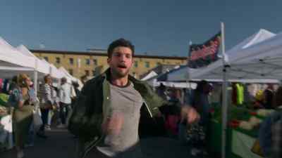 - Jenna!
- Go, go, go! - Good Trouble
