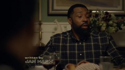   -[Jennifer] Could you pass me
          the potatoes?
              -Yeah. - Black Lightning