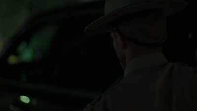 JENNIFER: When they approached
the truck, - Death by Fame