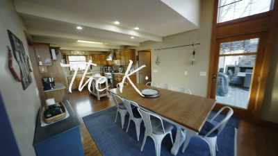 [Jenny] So this is
the eat-in kitchen, - Down Home Fab
